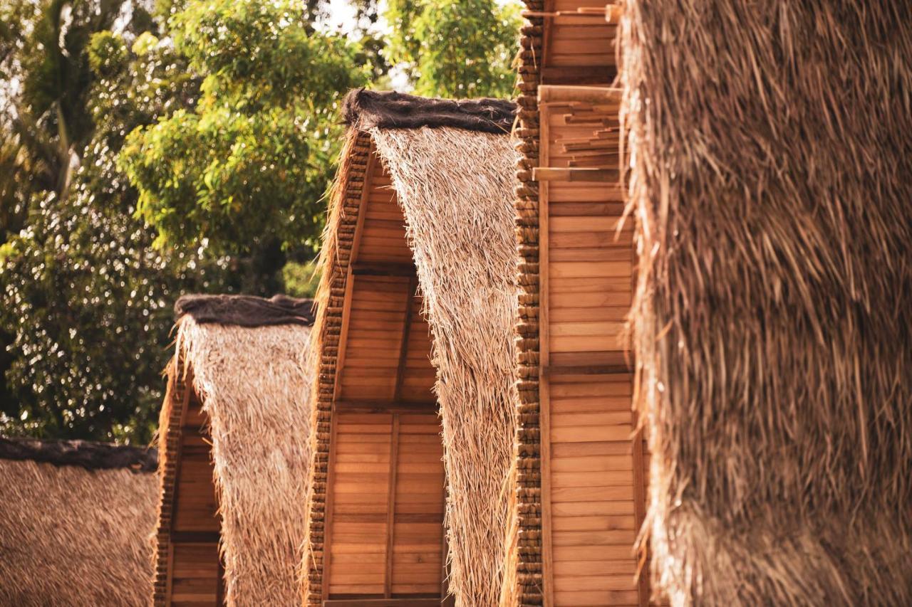Majango Bungalows Kuta  Buitenkant foto